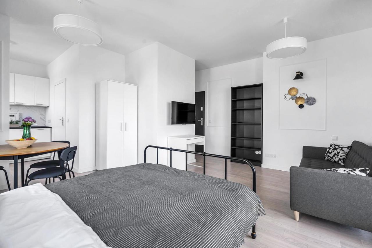 Apartament 8th Floor Downtown N2 - Parking, View, Balcony - By Rentujemy